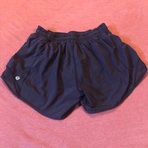 Lululemon Hotty hot short 2.5”